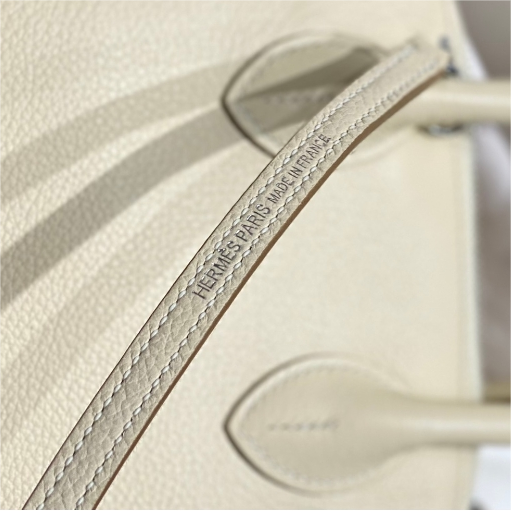 Hermes-Mini Bowling Milk Shake Silver Buckle Compact and Lightweight bag