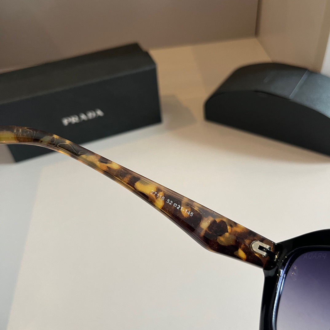 Prada-angular cat eye cool style sunglasses