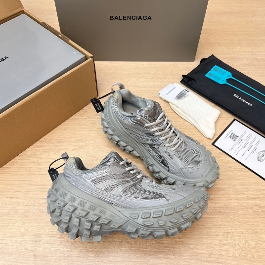 Balenciaga-Retro Casual Tire Shoes