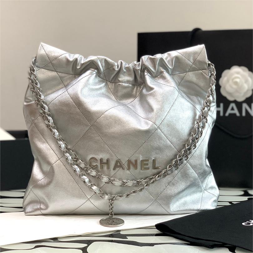 Chanel-22 bag silvery