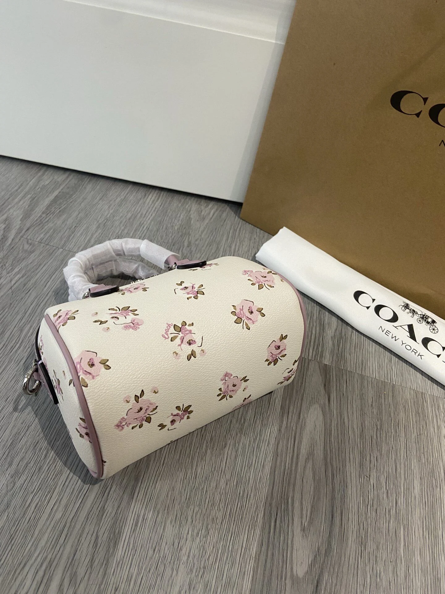 COACH - Sakura Petal Mini: Blossom in Pink