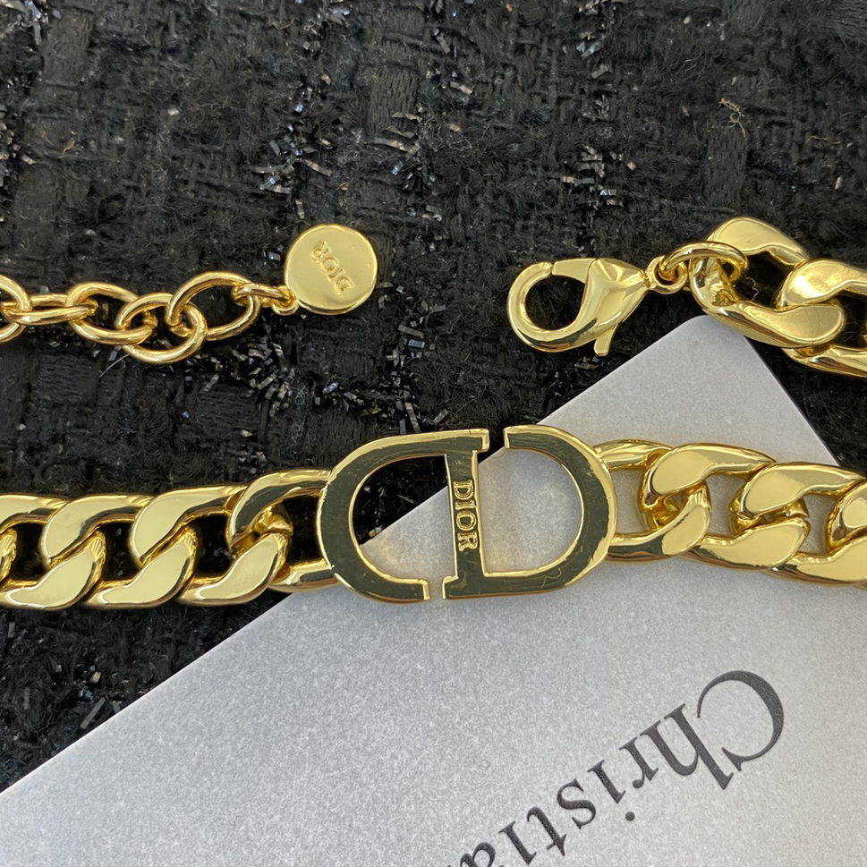 DIOR - Diamond Logo Necklace