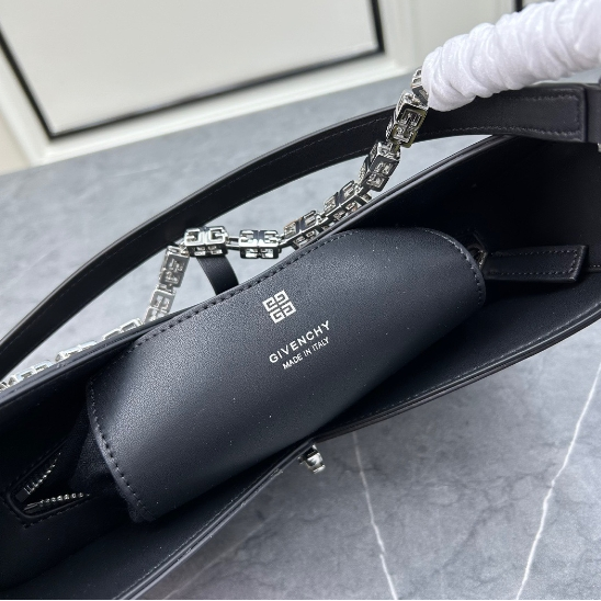 Givenchy-Hollow Out Hardware Chain Handbag