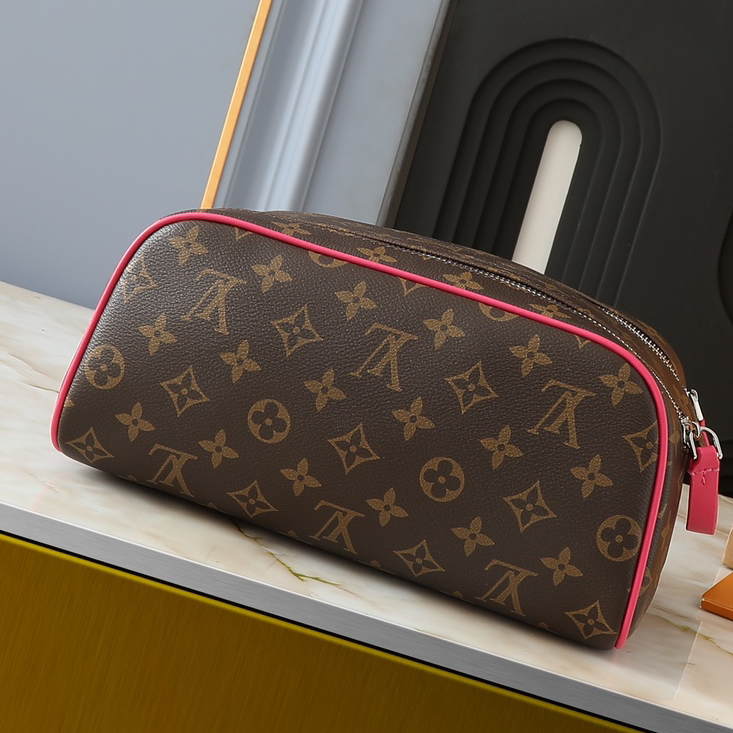 LV- Dopp Kit Zipper Bag