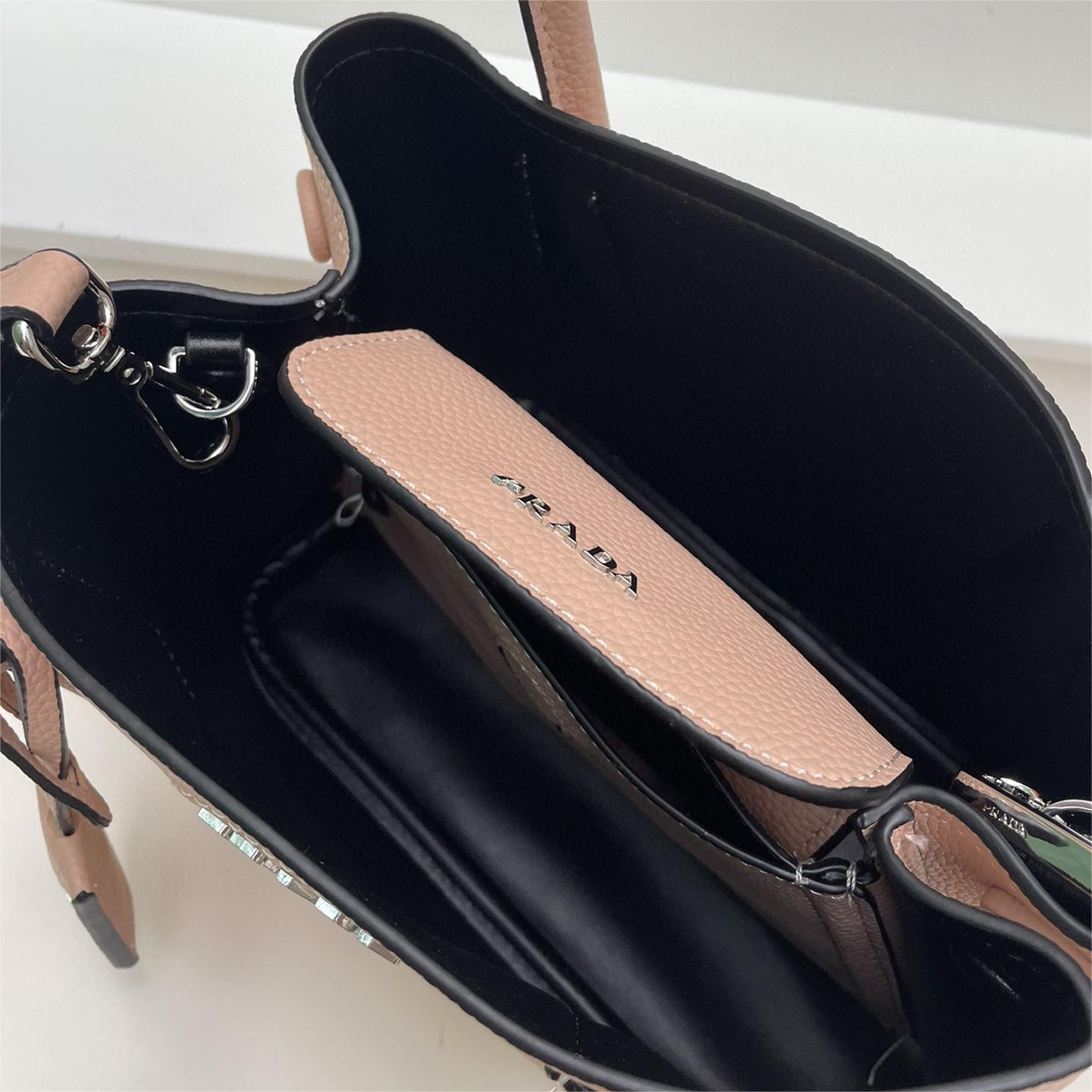 Prada-Litchi pattern double handbag