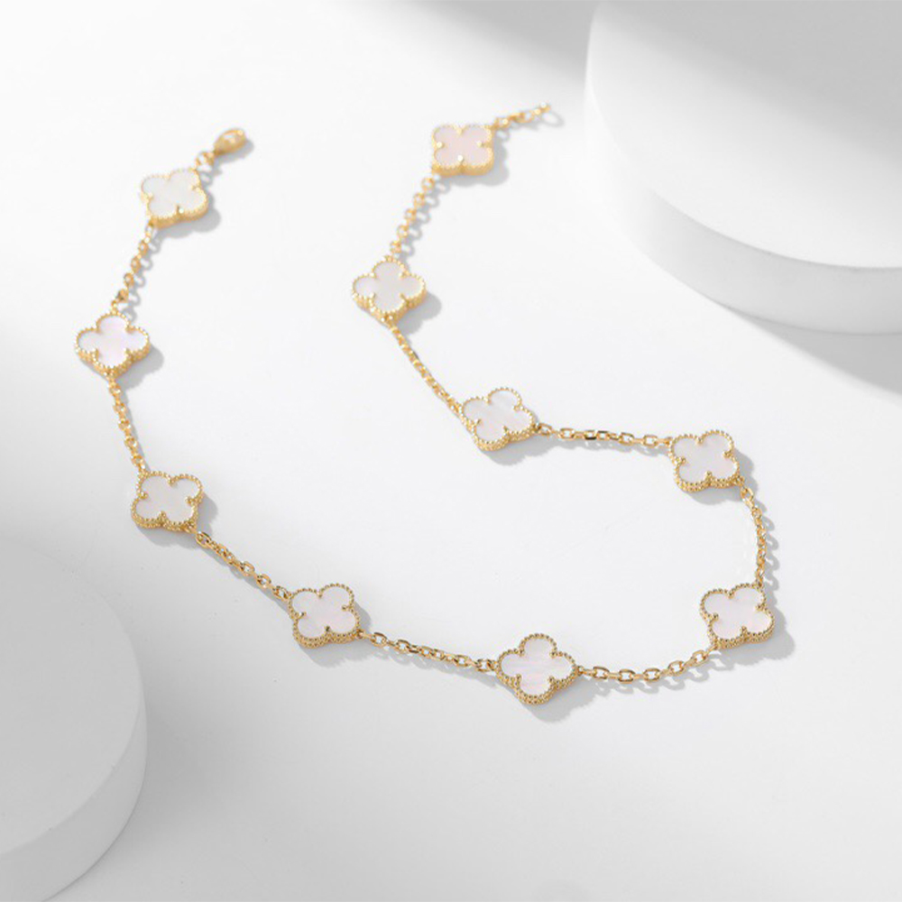 Van Cleef & Arpels-alhumbra vintage