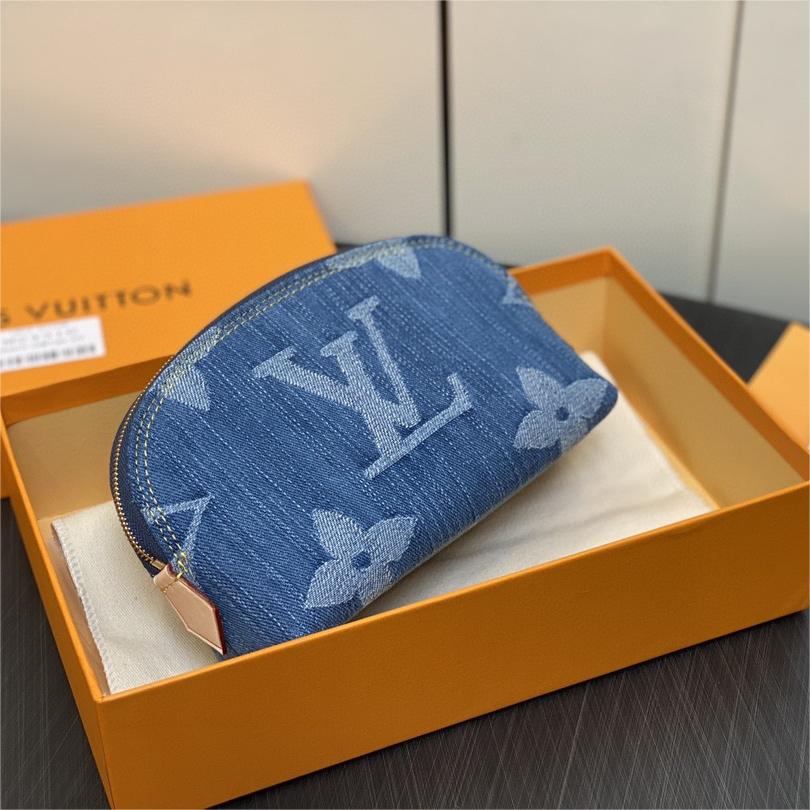 LV-Pochette Cosmétique Makeup Bag