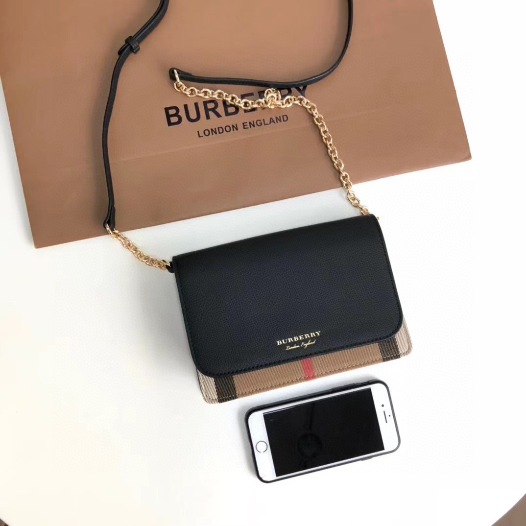 Burbuerry- house check wallet