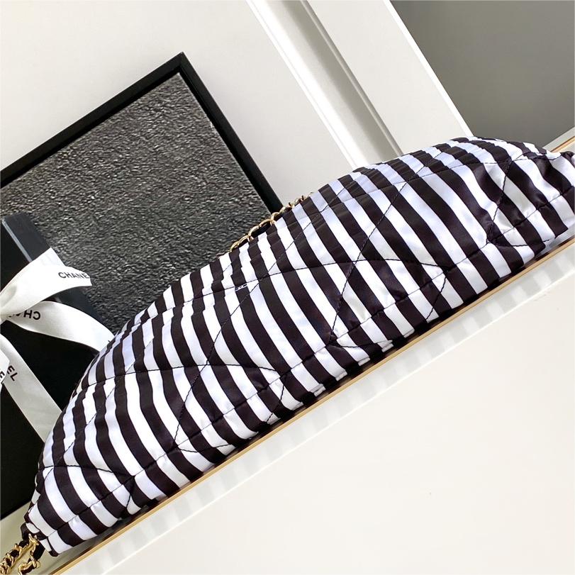 Chanel-Nylon waterproof fabric Cocobeach 24h bag