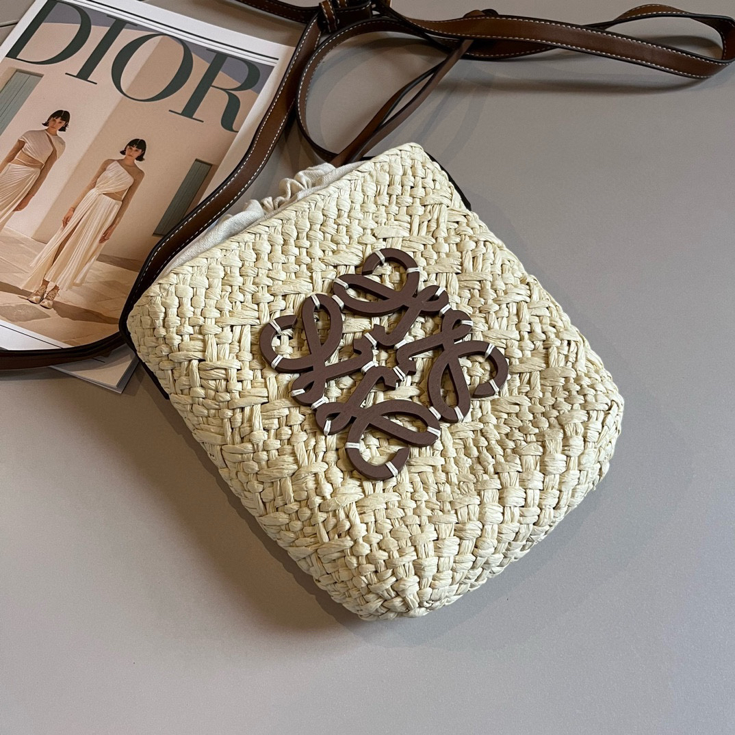 LOEWE-Summer Straw Bags