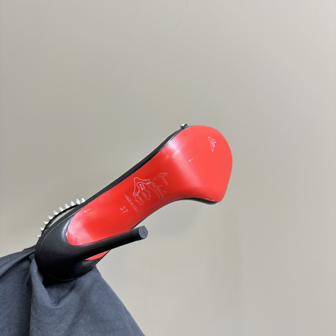 Christian Louboutin-Classic Willow Nail Peugeot Black High Heels