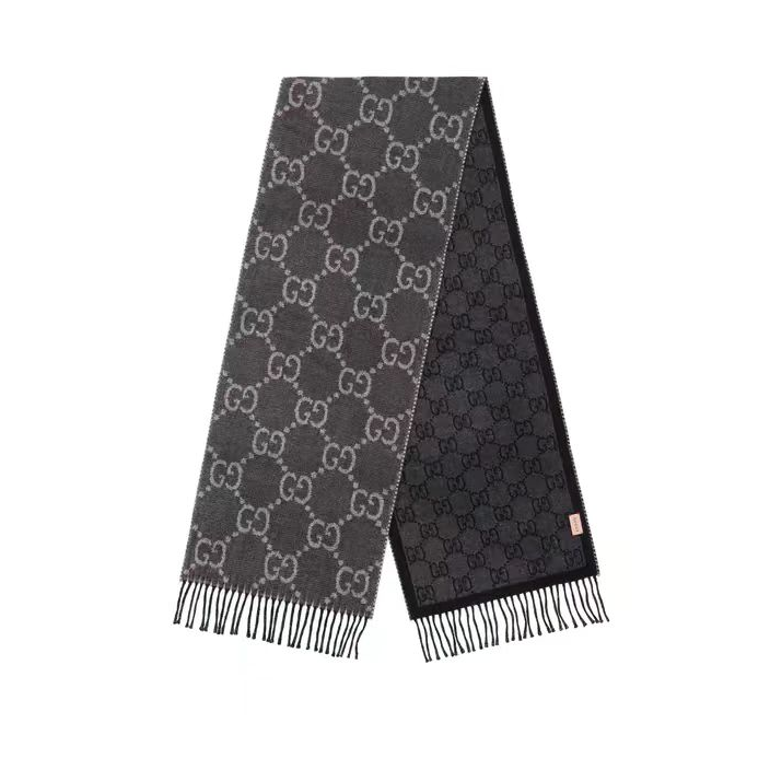 GUCCI-GG knitted Wool Scarf