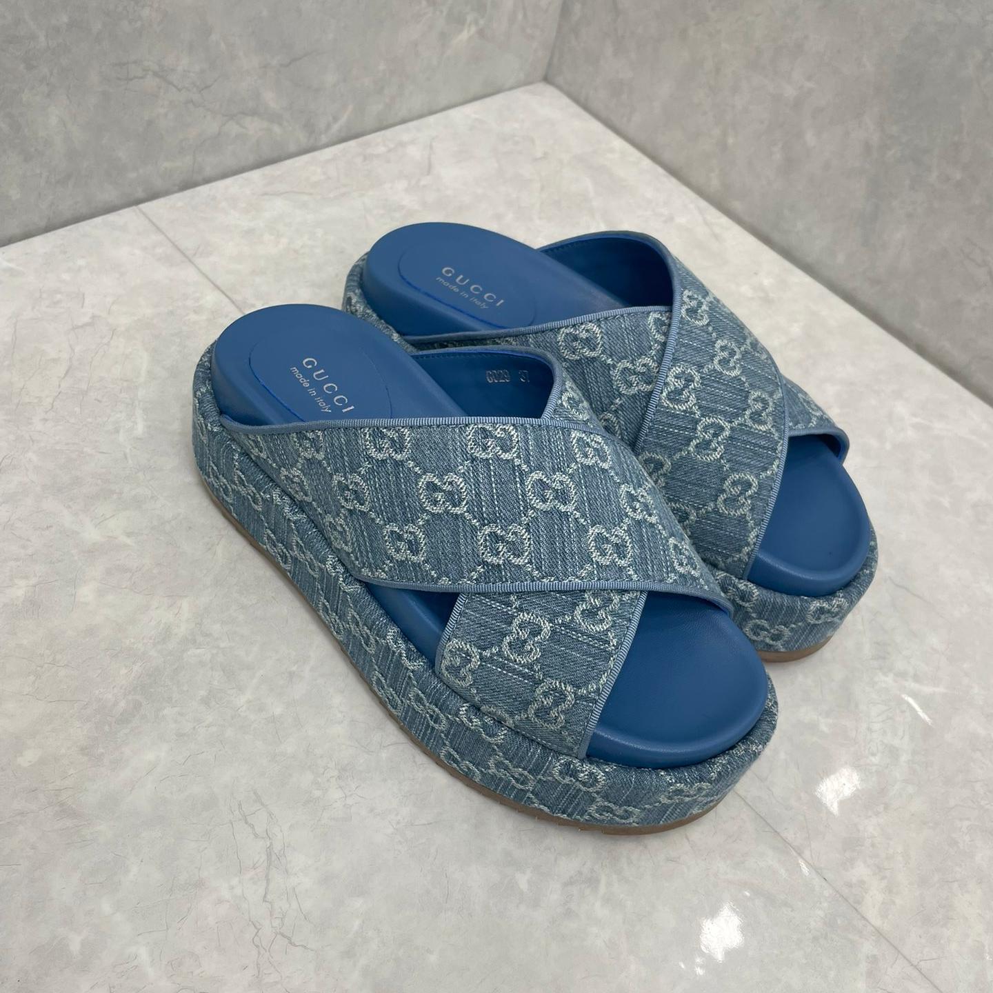 Gucci-Women's GG Thick Bottom Denim Slippers