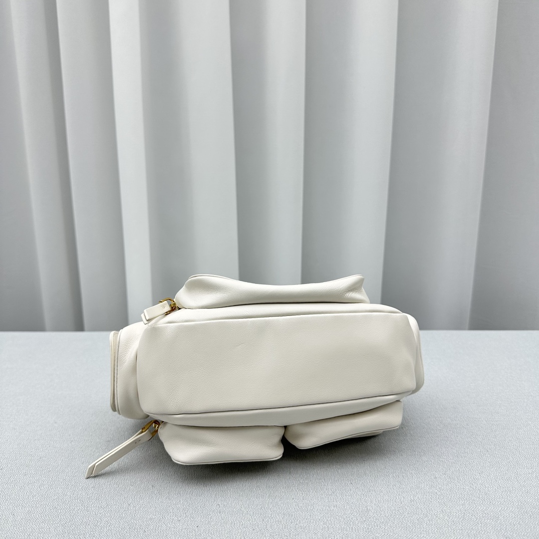 MIU MIU-Gargo Underarm Bag