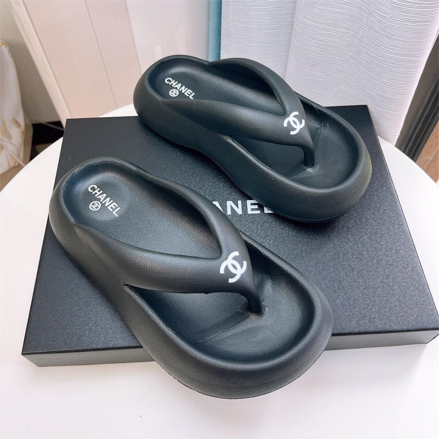 Chanel-Antique Chinese characters dragging