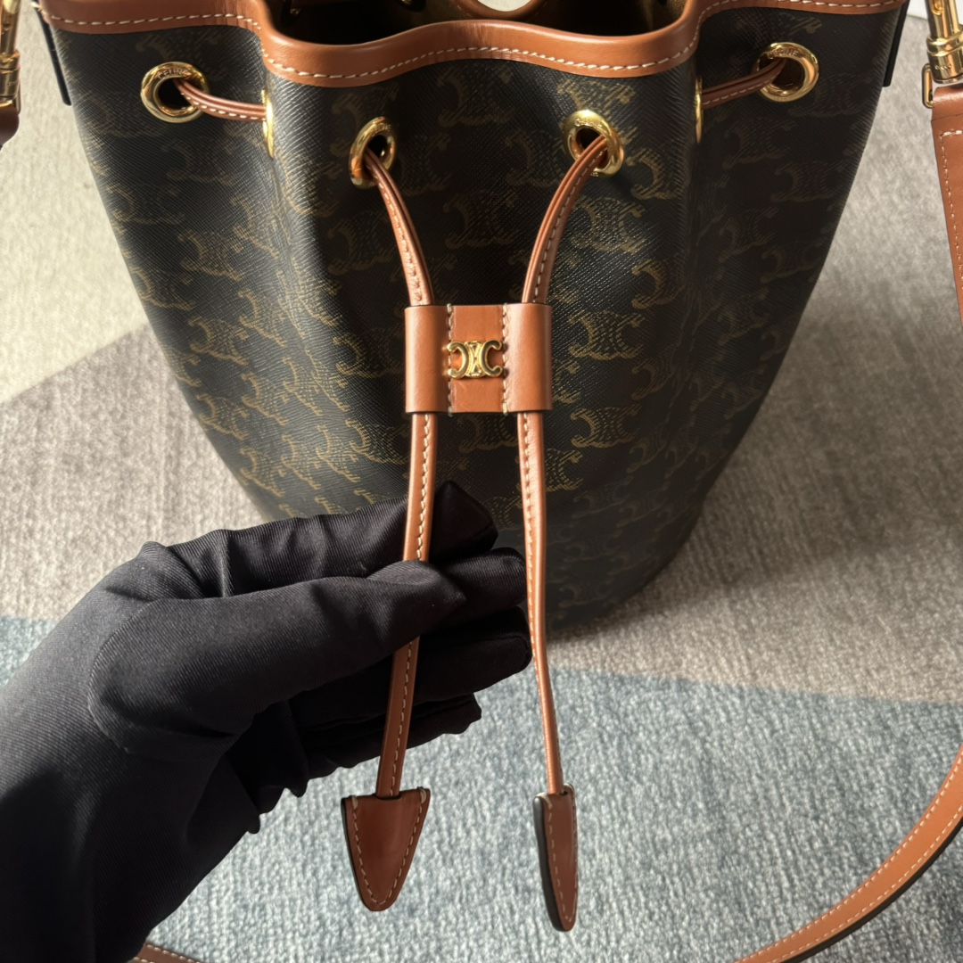 Celine-Bucket bag