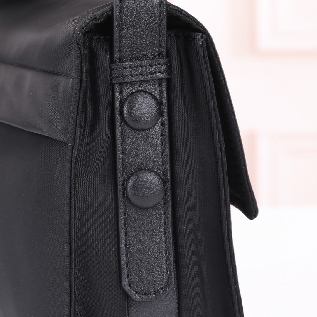 Prada-Imported waterproof fabric crossbody bag small size