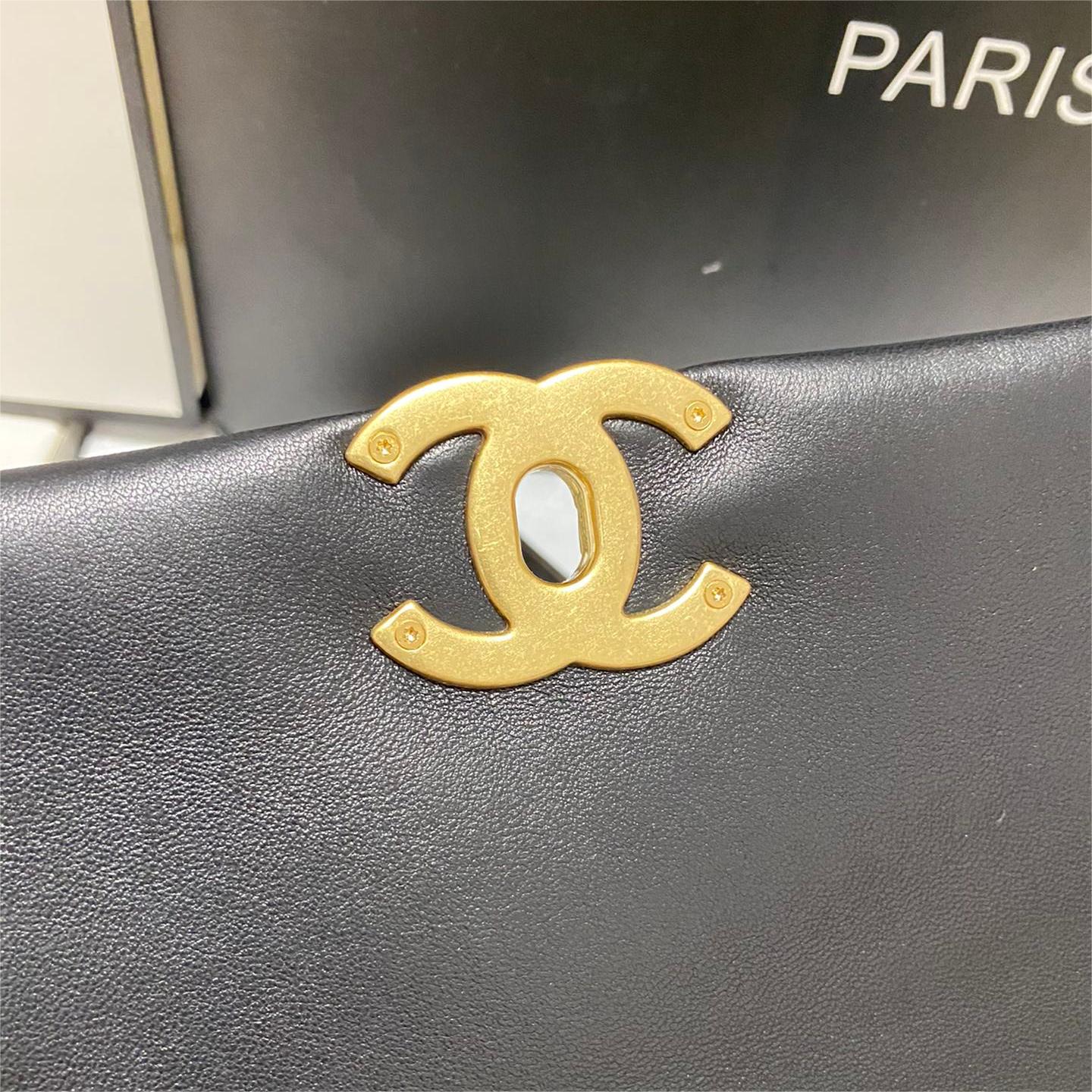 Chanel-19 bag