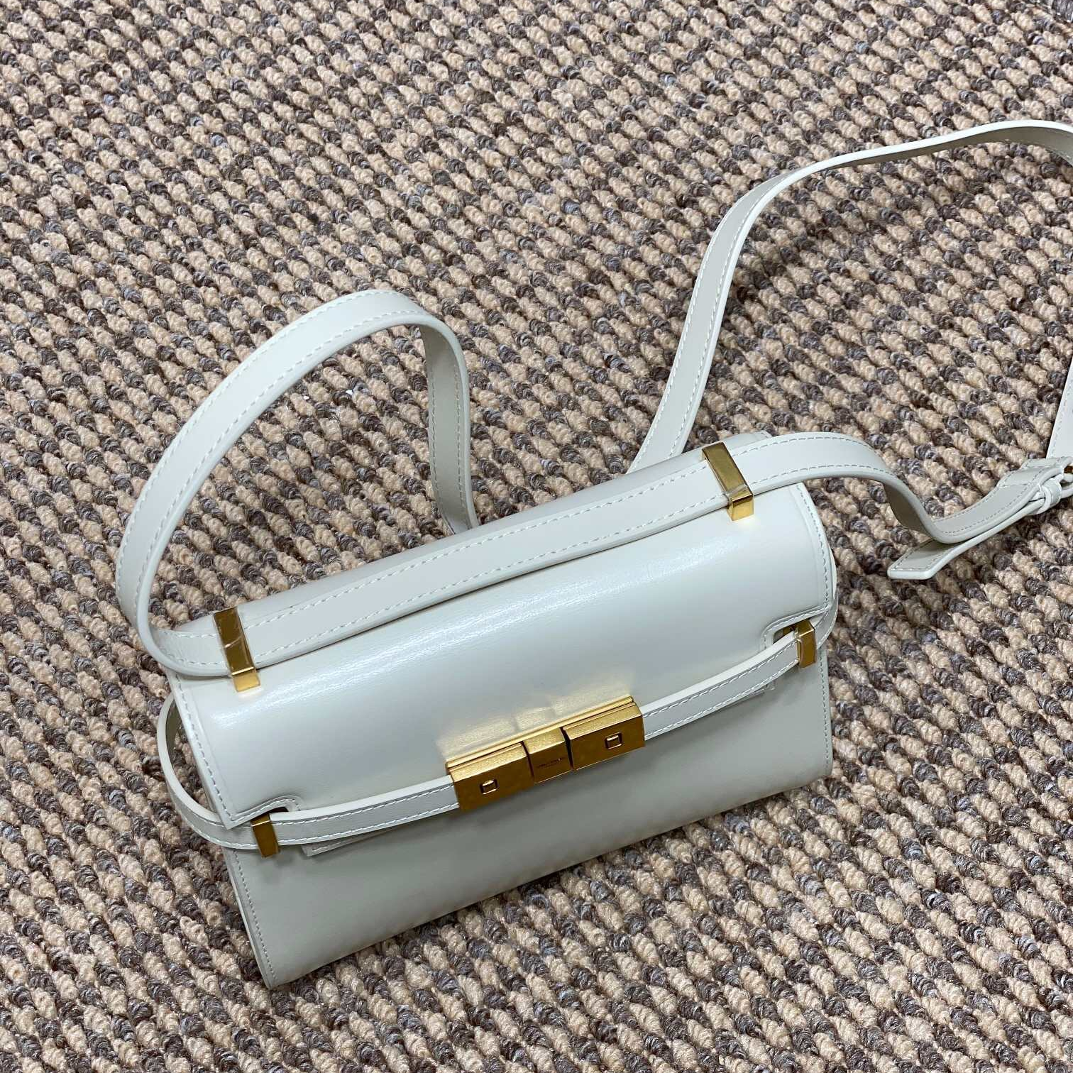 YSL-Flip Manhattan baguette bag