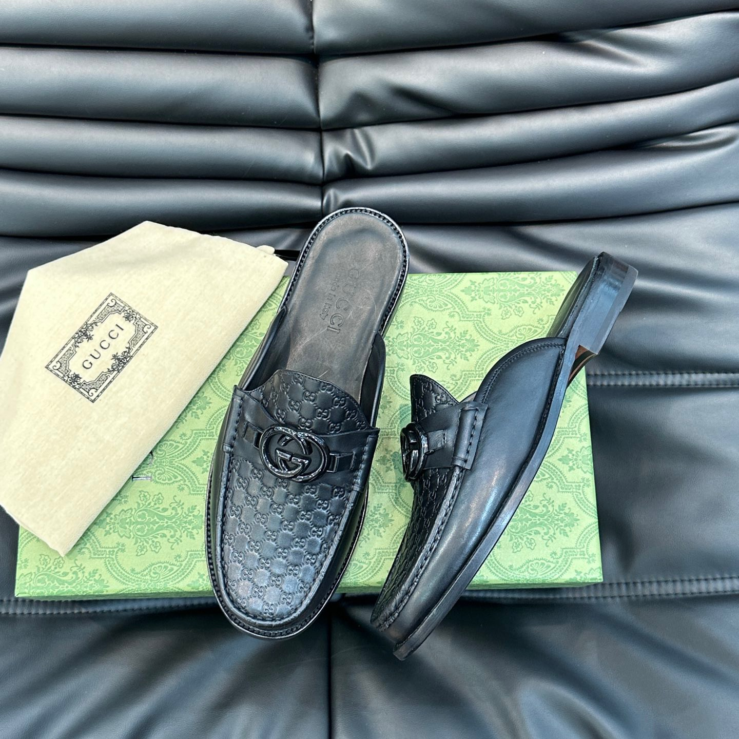 Gucci-Men's  slippers