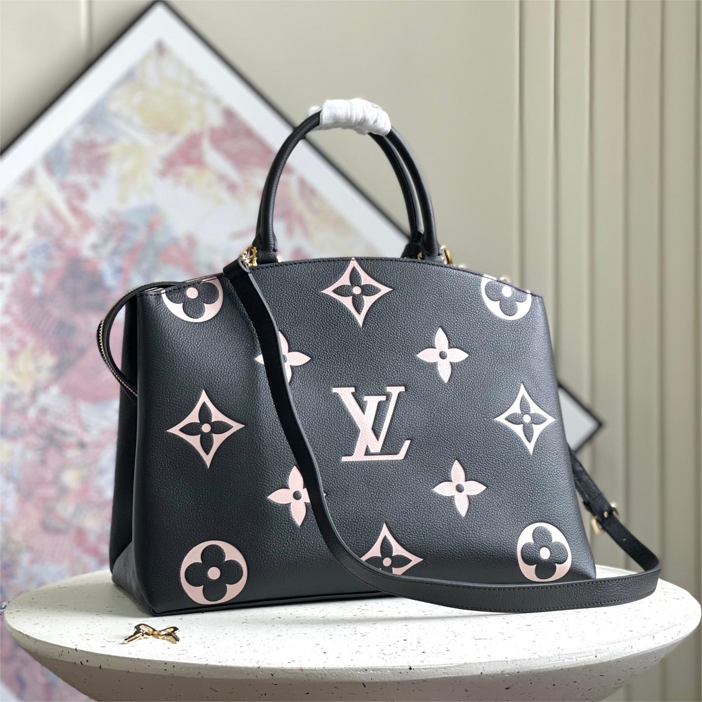 LV-GRAND PALAIS handbag