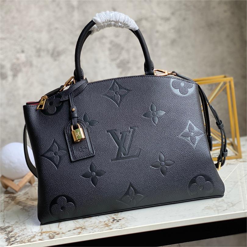 LV-GRAND PALAIS Black handbag