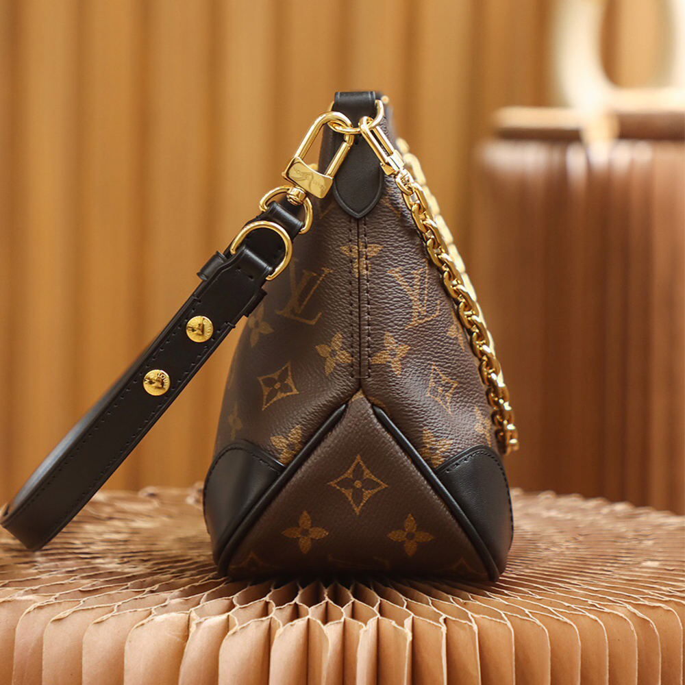 LV-𝐁𝐎𝐔𝐋𝐎𝐆𝐍𝐄-m45831