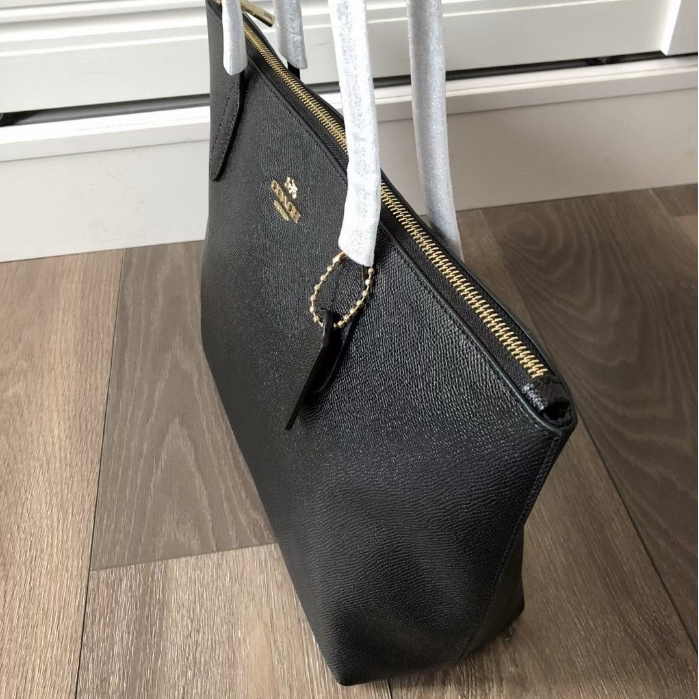 Coach-Full Leather Zipper Tote Bag
