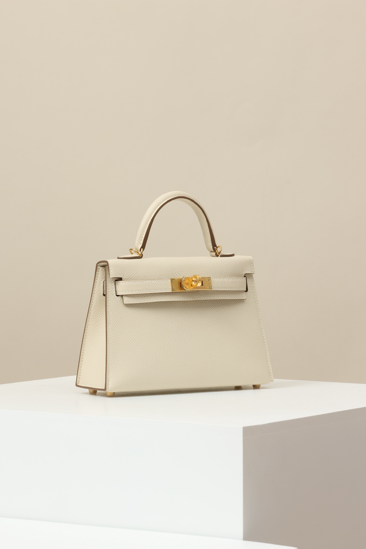Hermes-Mini Kelly Milk Shake Platinum Buckle Bag