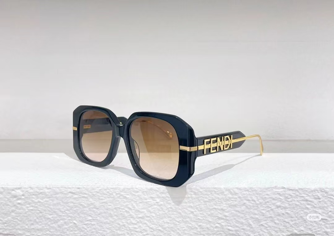 FENDI - Square Sunglasses