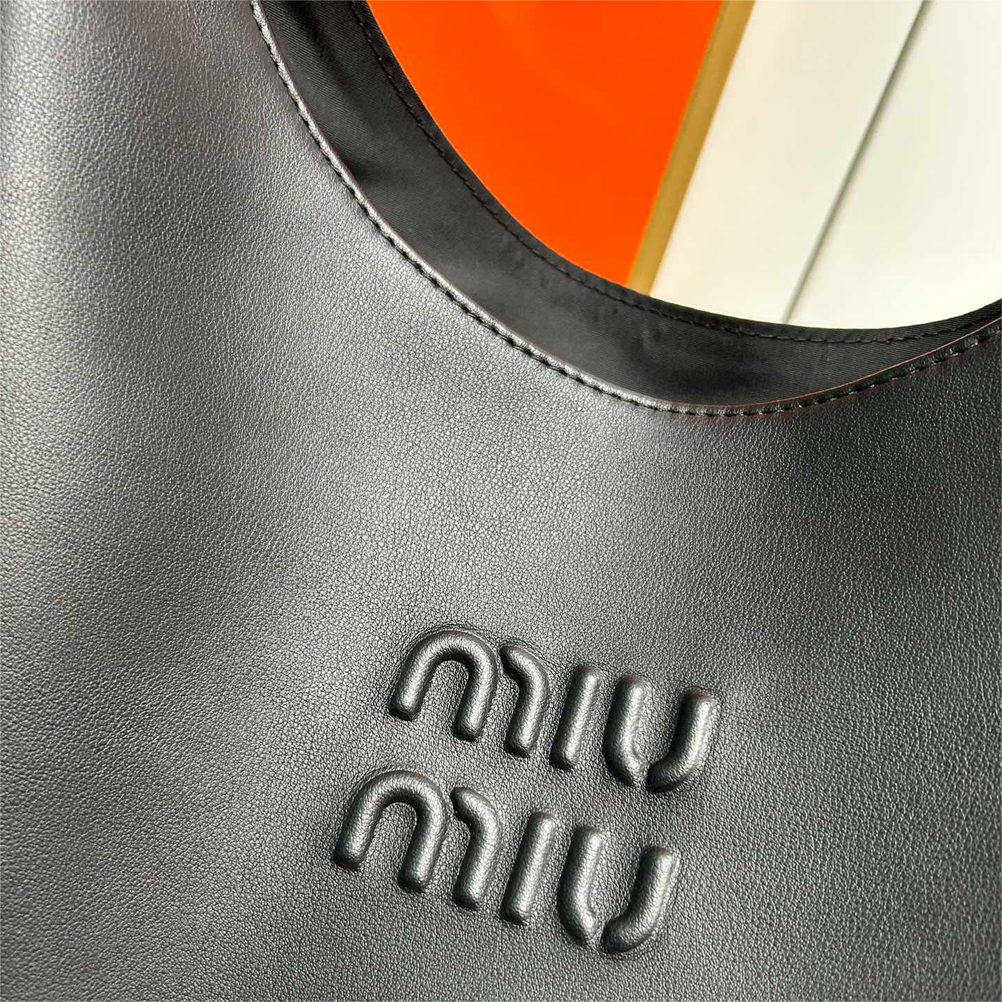 MIU MIU-shopping hobo