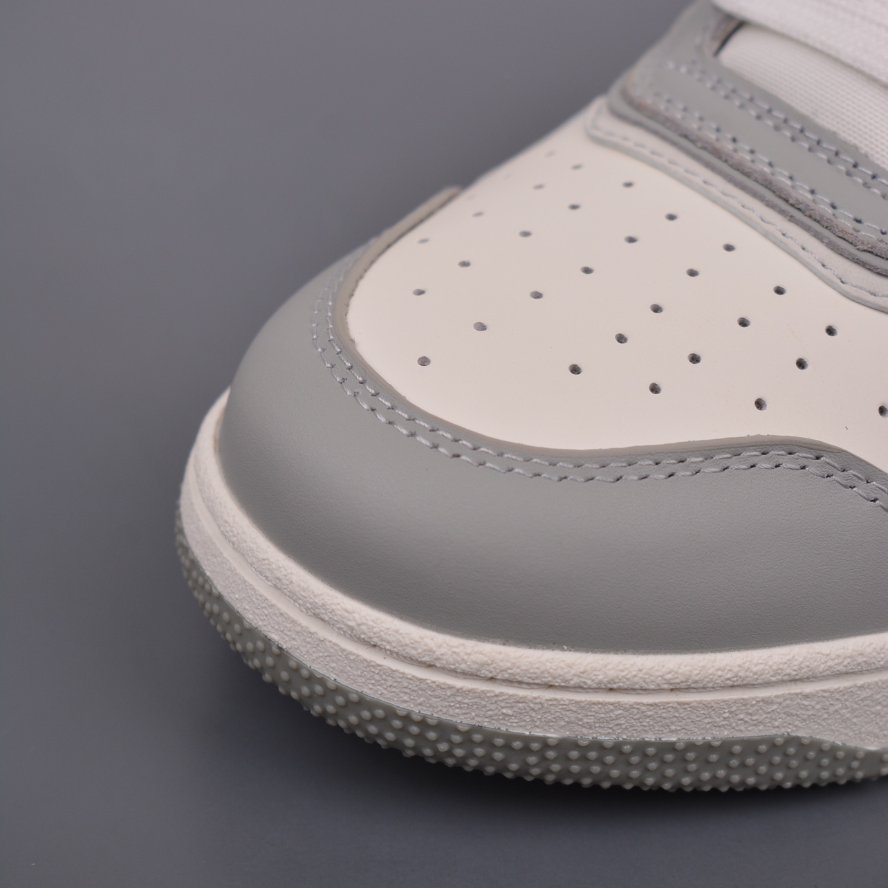 DIOR - Leather Round Toe Flat Heel Low Top Board Shoes