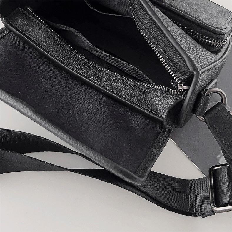 Coach-Sullivan camera bag