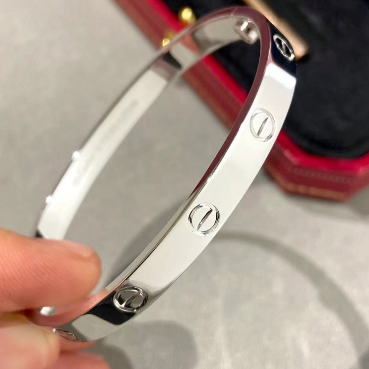 Cartier-Classic Love Bracelet