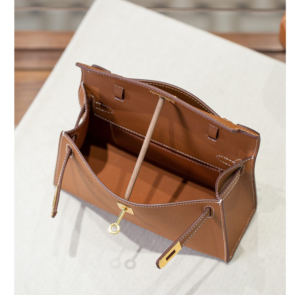 Hermes-Kelly 1st Generation Epsom Cowhide Brown Golden Buckles/Silver Buckles