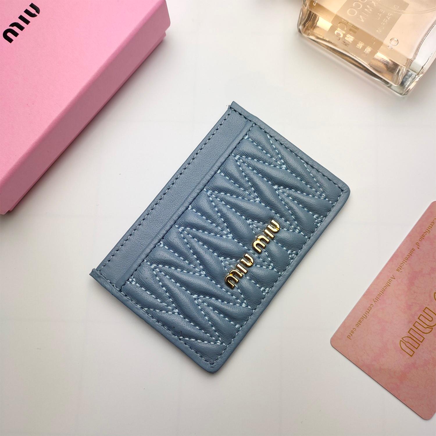 MIU MIU-Classic jacquard embossed design