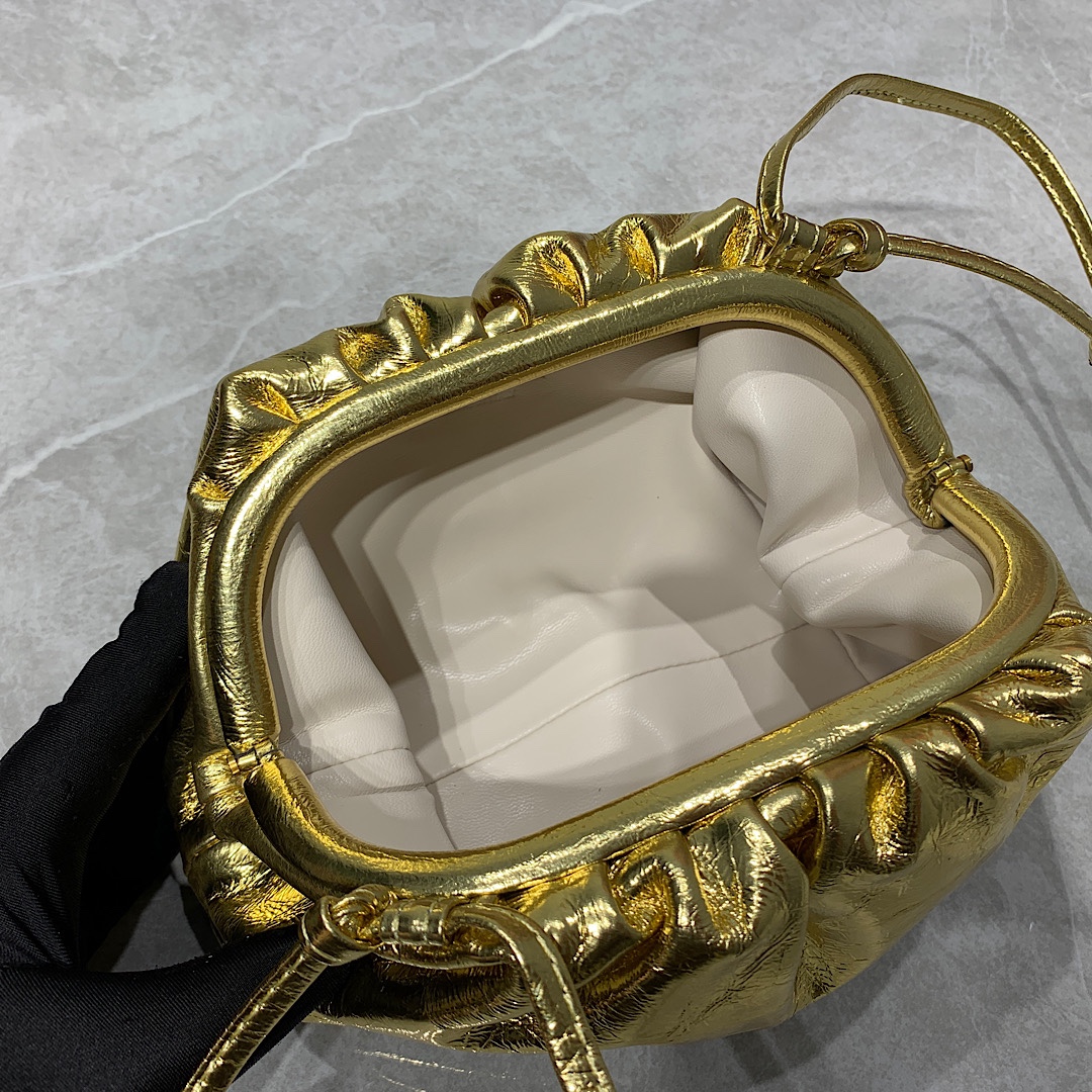 BV-The Pouch Cloud Pack