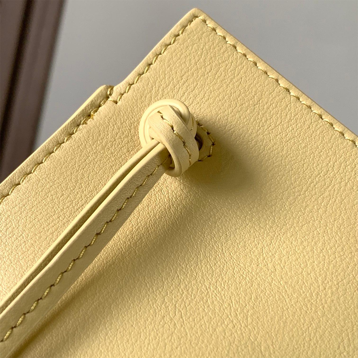 LOEWE-Dice Pocket Leather Dice Bag