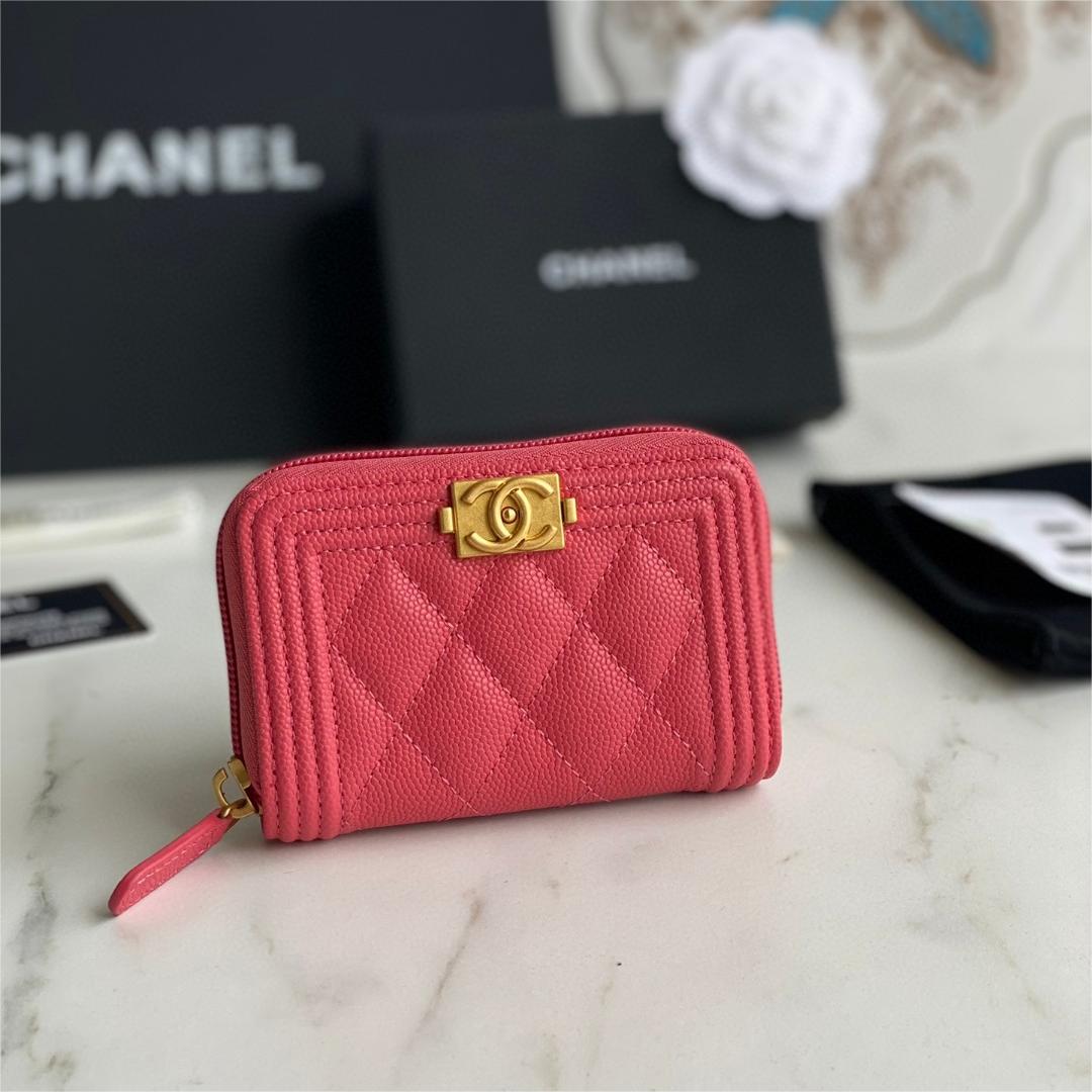 Chanel-Lingge patterned coin purse