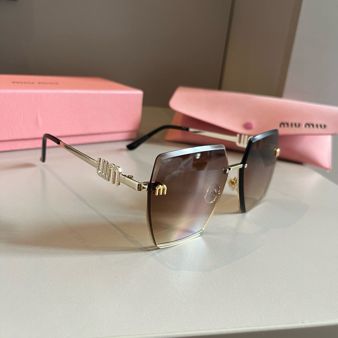 MiuMiu-2024 New Side Gold Logo Large Box Sunglasses
