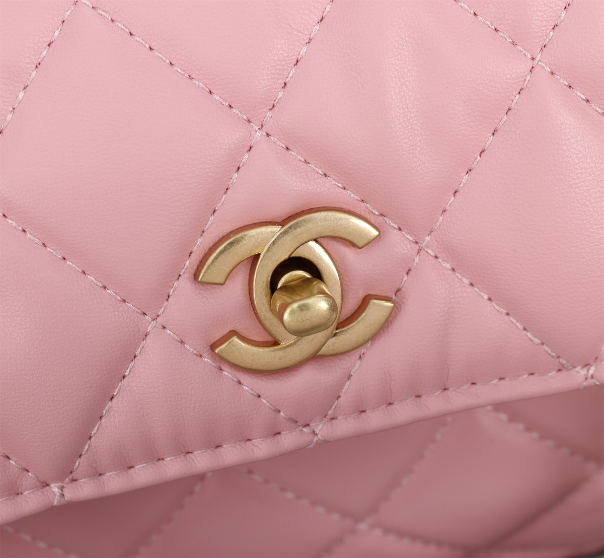 Chanel-24p hobo bag