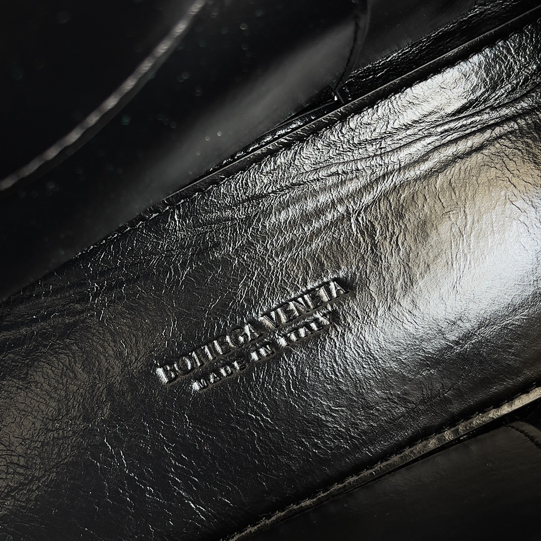 BV-Pleated Mini Tote Bag