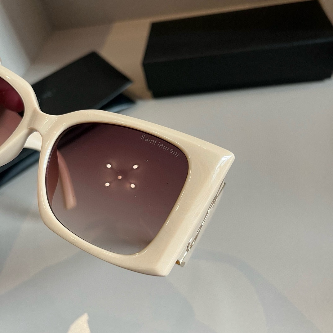 YSL-Thick leg Box Sunglasses