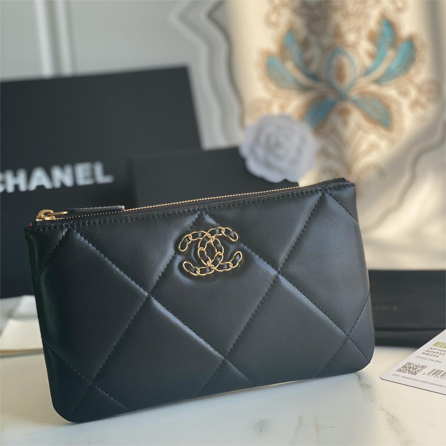 Chanel-Sheepskin Handbag