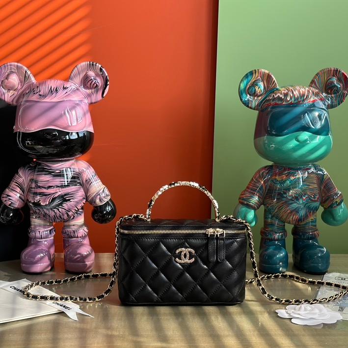 Chanel-23k Small flower camellia Vanity bag