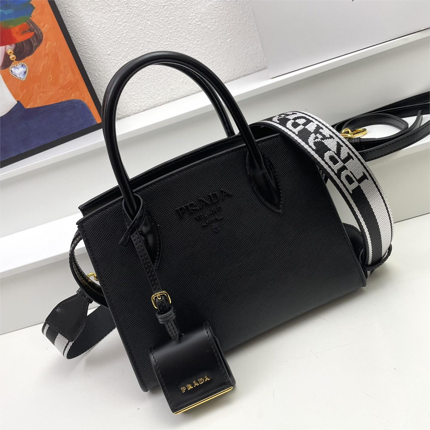 Prada-Safiano Zipper Killer Bag