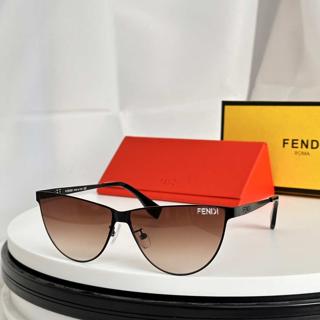Fendi-FE40138U Sunglasses
