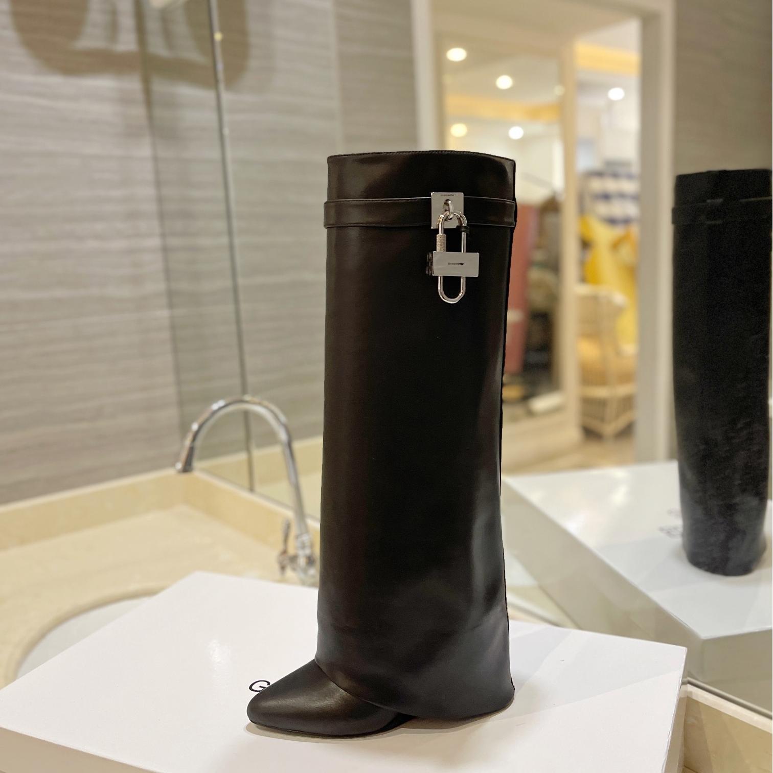 Givenchy-Fashion boots shiny leather boots