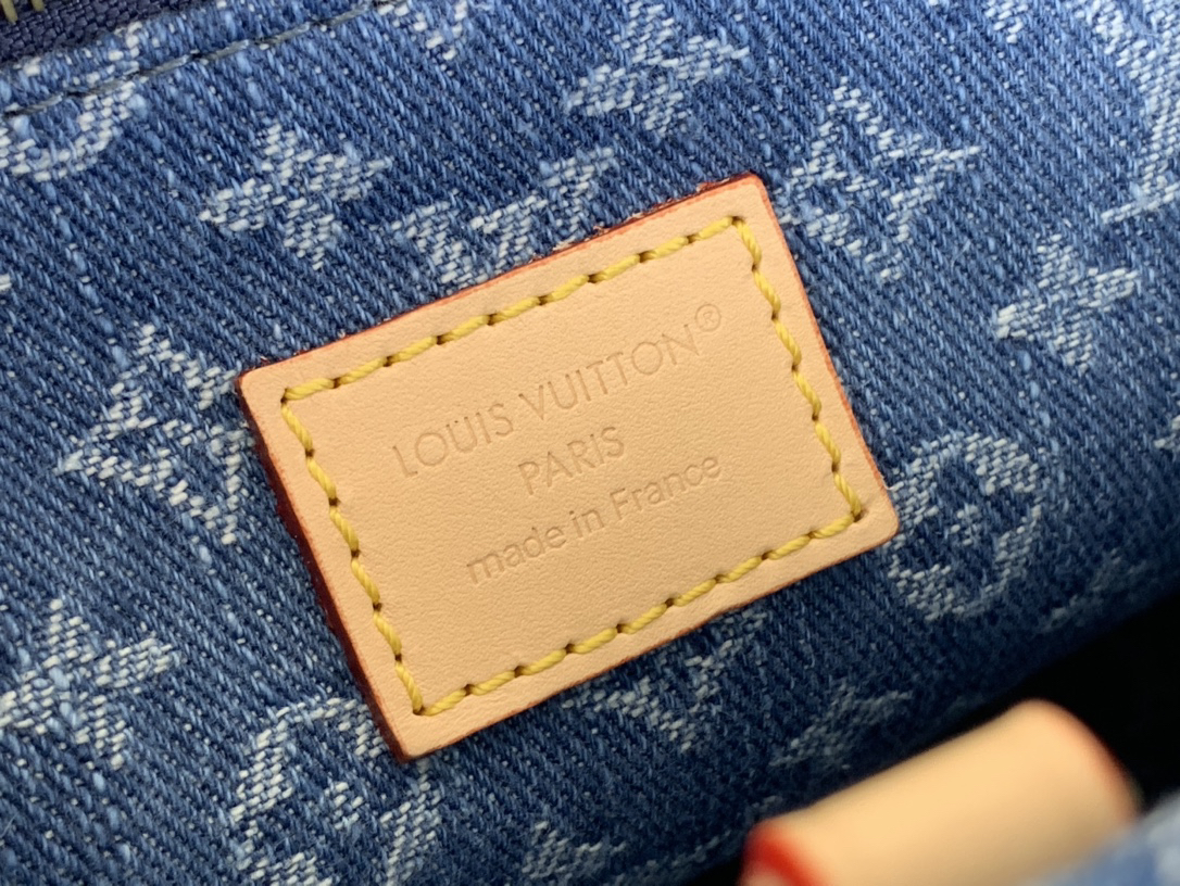 LOUIS VUITTON - LV ONTHEGO PM Blue denim Shoulder Crossbody Handbag blue