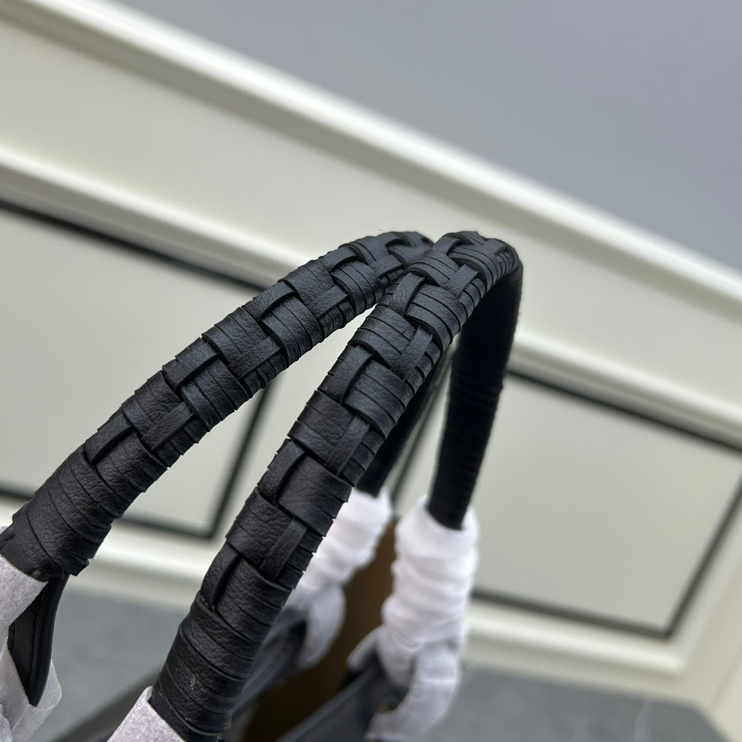 LOEWE-Anagram Tote amazona mini